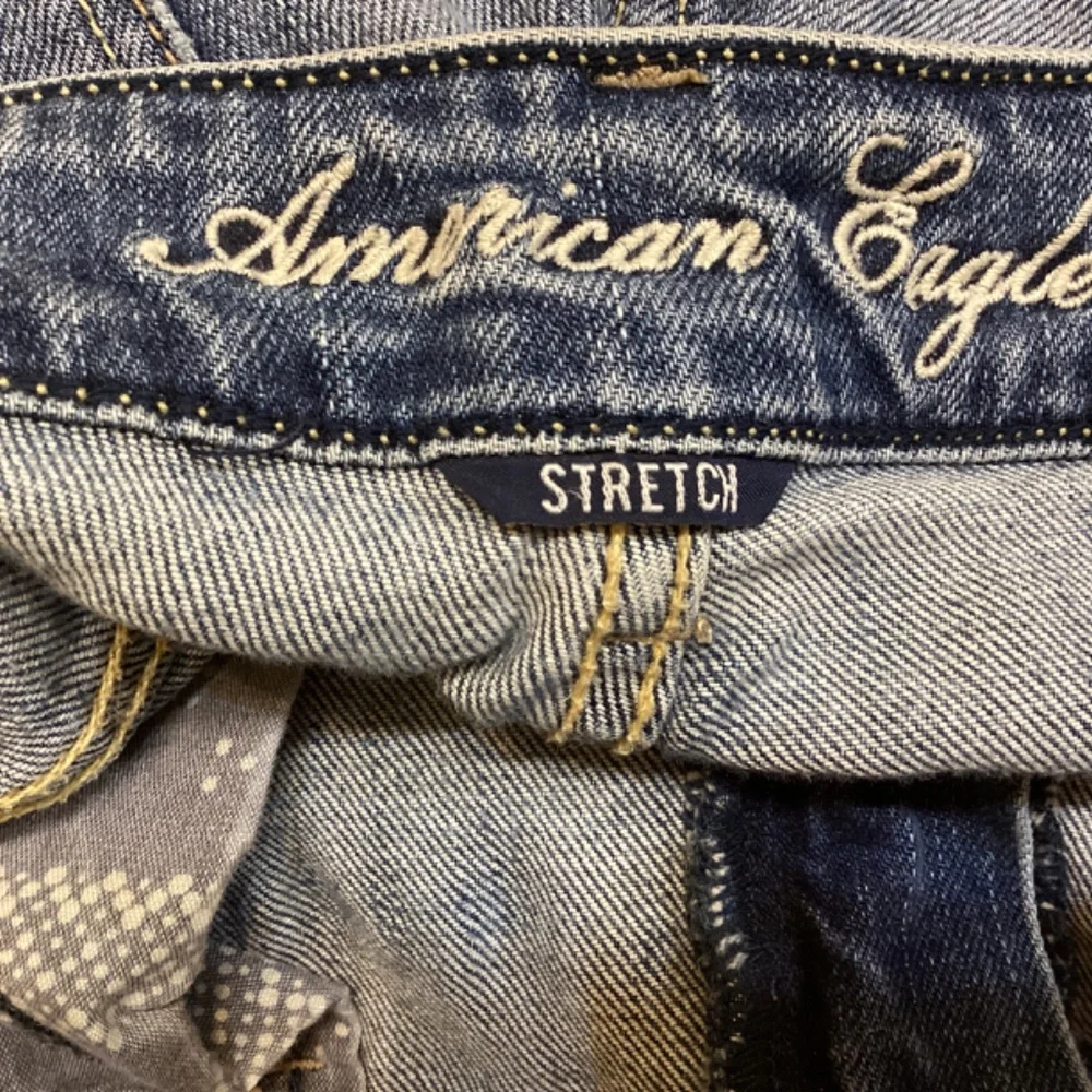 AE Stretch SKINNY Jeans Distressed/Destroyed Size 6 Long from 2011 - Picture 4 of 6